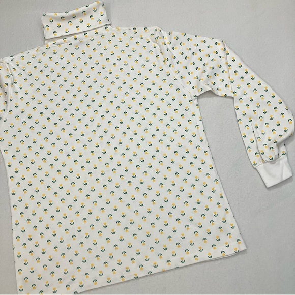 Vintage Lady Van Heusen Long Sleeve Turtleneck Top - Picture 1 of 6